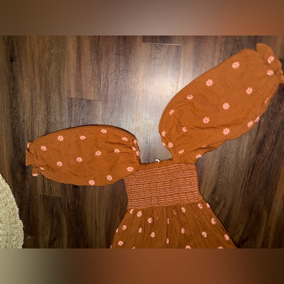 Nwot Free People Dahlia embroidered smocked maxi
Dress spring casual spring $160 - Picture 7 of 14